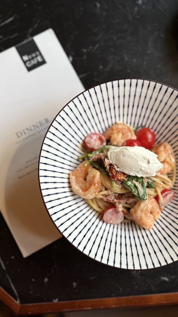 Спагетти с креветками, вялеными томатами и шпинатом | Spaghetti with shrimp, sun-dried tomatoes and spinach