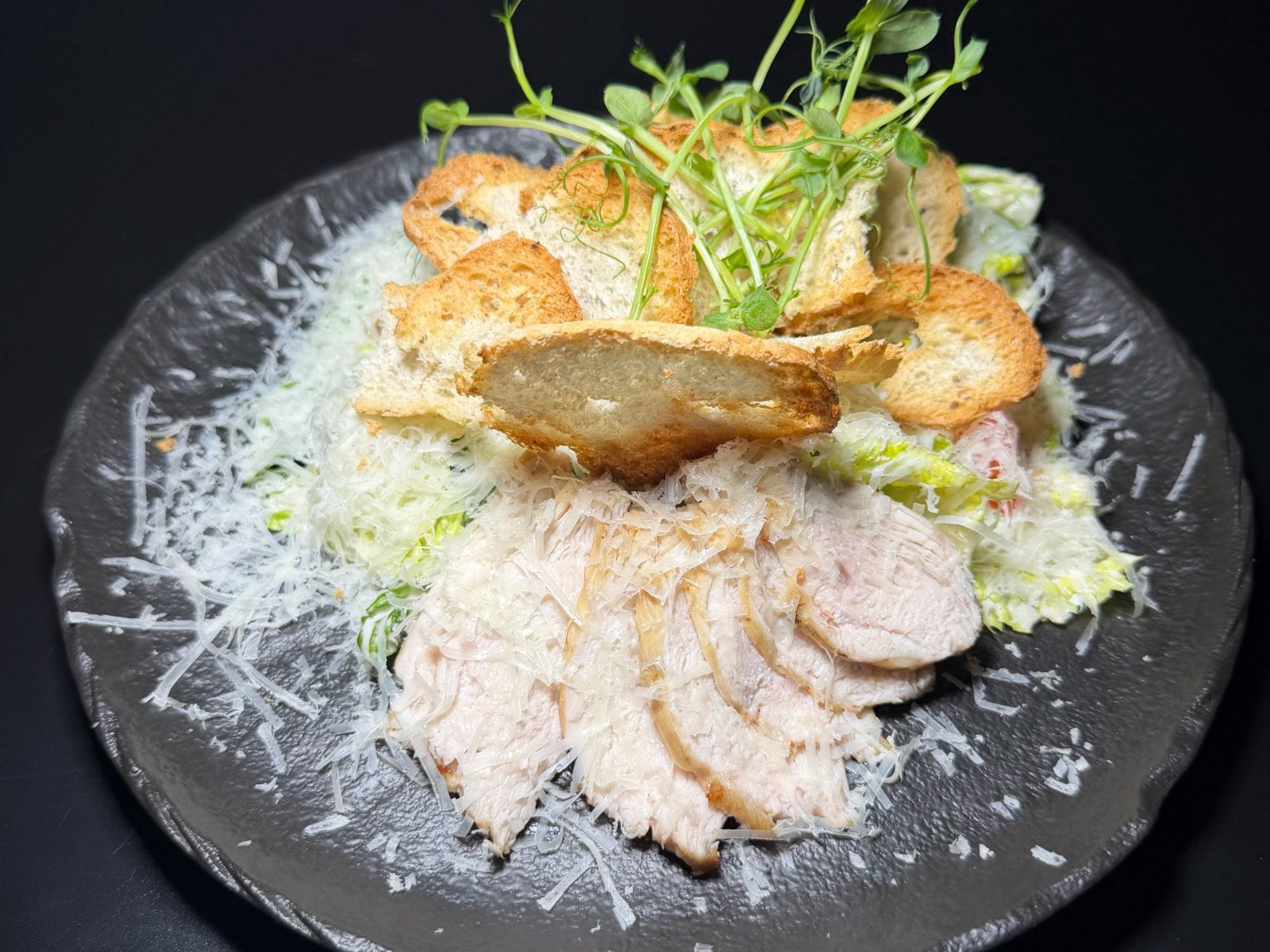 Цезарь с куриным филе