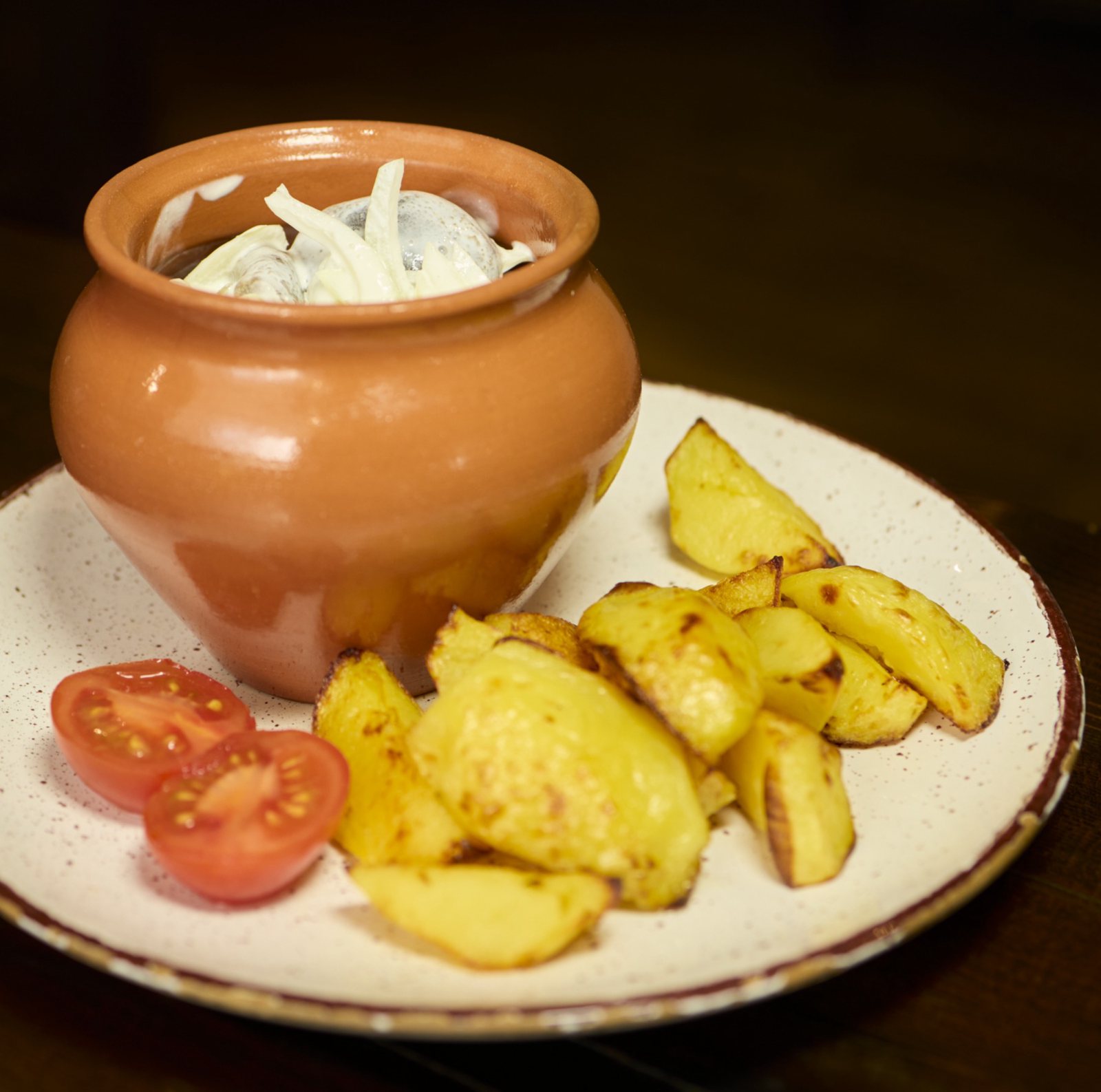 Грузди в сметане с картофельными дольками