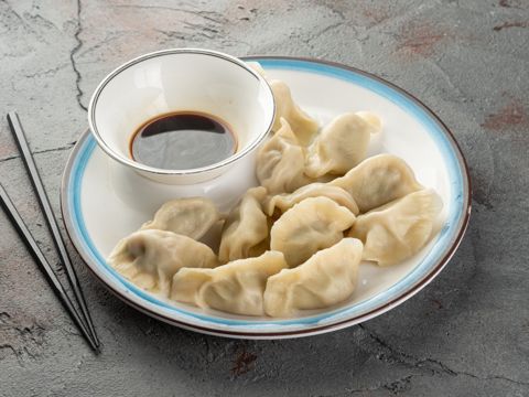 Пельмени отварные из говядины 牛肉水饺