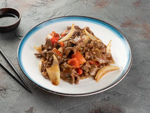 Говядина в устричном соусе 耗油牛肉