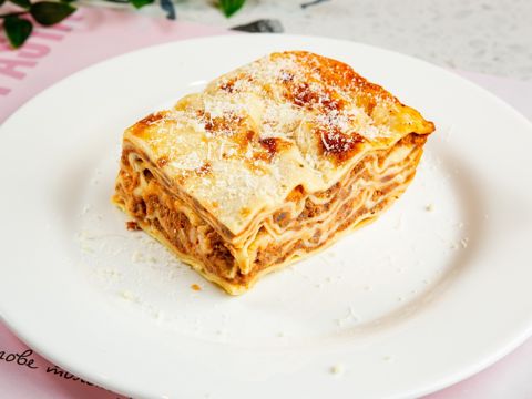 Лазанья Болоньезе