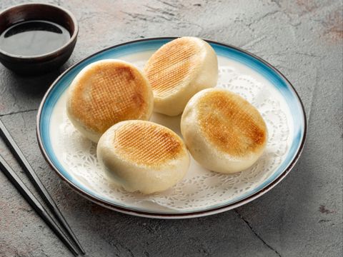 Баондзы жареные 煎包子